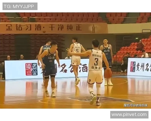 山东队在CBA夏联东营站取得两连胜以88比69战胜山西队 山东队在CBA夏联东营站取得两连胜以88比69战胜山西队
