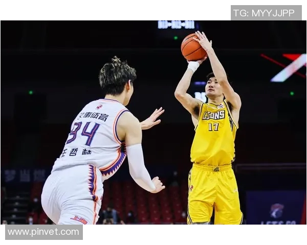 五战115分显天赋 广厦17岁超控展现孙铭徽接班潜力 五战115分显天赋 广厦17岁超控展现孙铭徽接班潜力