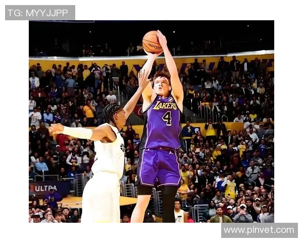 湖人这替补咋办？双核轮番带都带不动，不尽快调整要累死首发！